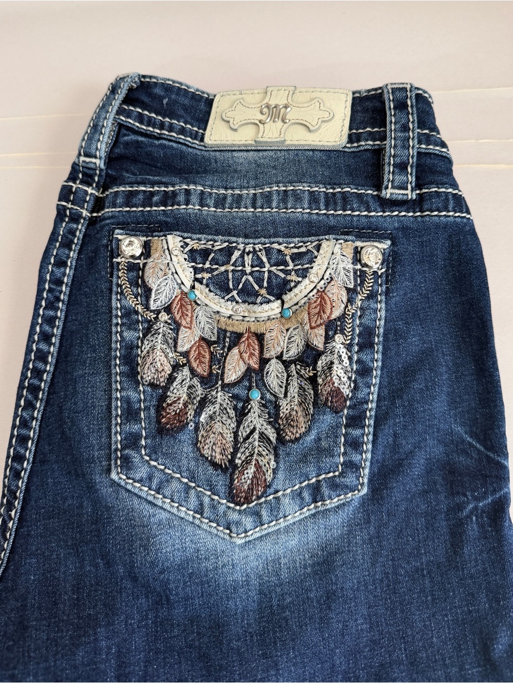 Womens Miss Me Jeans Size 29 Mid Rise Boot Dreamcatcher Y2k Rhinestone Blue - Picture 12 of 12